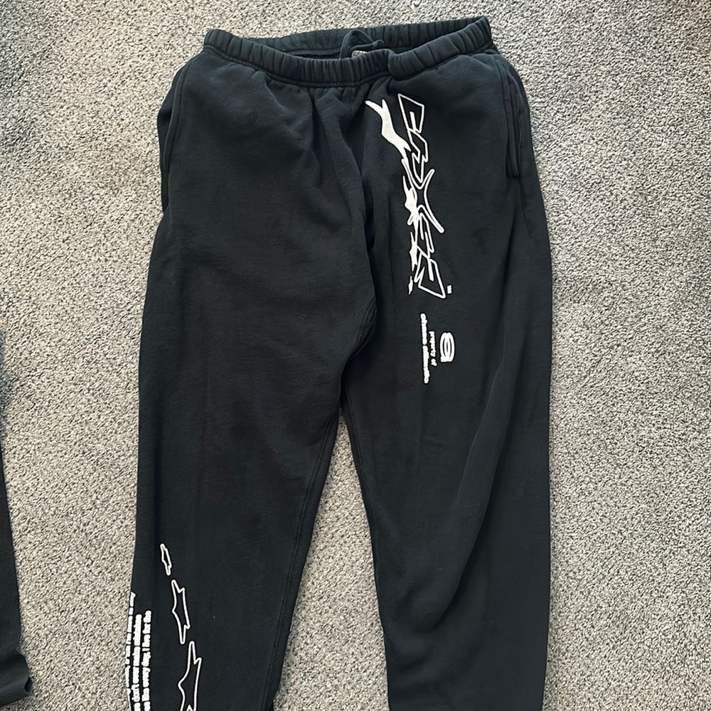 Chase Atlantic Guaranteed Sweatpants